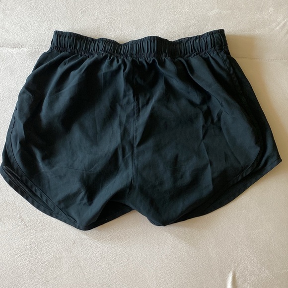 Nike Tempo Shorts - Picture 2 of 3
